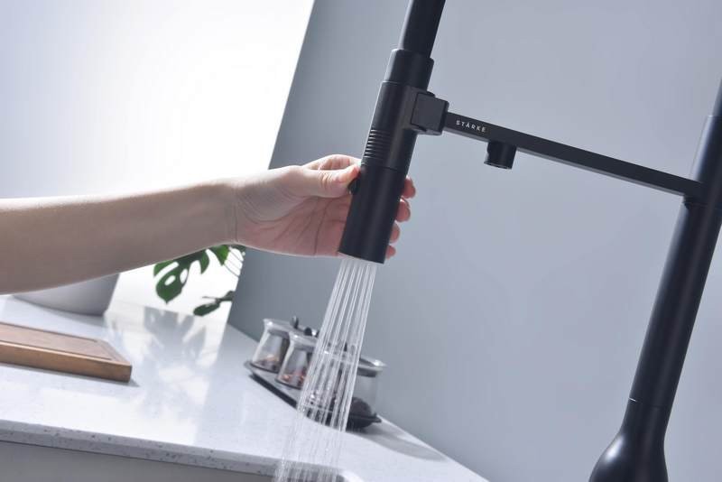 Смеситель для кухни Paulmark Ma213188-GM с подключением фильтра, оружейная сталь Смеситель для кухни Paulmark Ma213188-GM с подключением фильтра, оружейная сталь