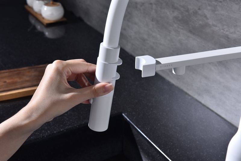 Смеситель для кухни Paulmark Ma213188-WH с подключением фильтра, белый Смеситель для кухни Paulmark Ma213188-WH с подключением фильтра, белый