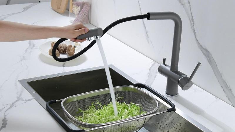 Смеситель для кухни PAULMARK Serpentine Se213222-GRM серый металлик Смеситель для кухни PAULMARK Serpentine Se213222-GRM серый металлик