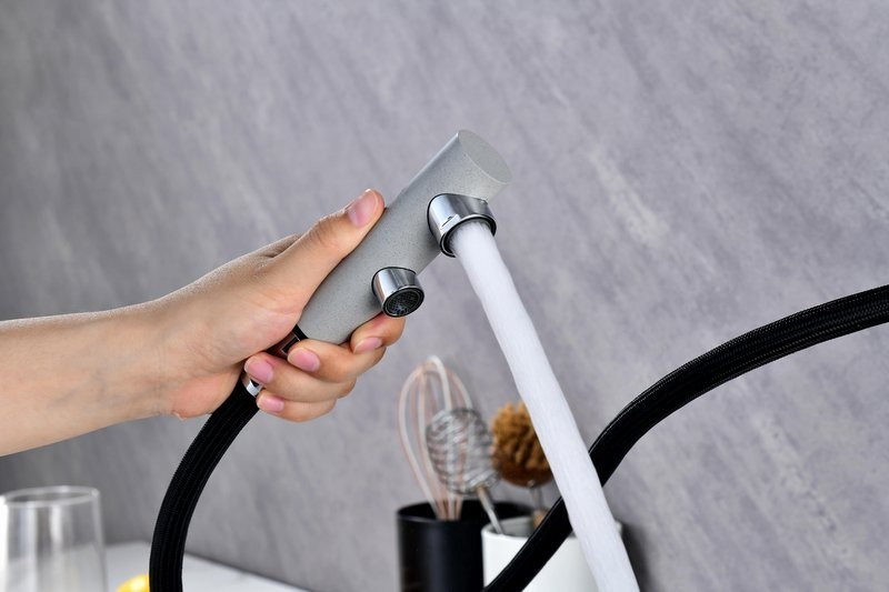 Смеситель для кухни PAULMARK Serpentine Se213222-GRS серый дым Смеситель для кухни PAULMARK Serpentine Se213222-GRS серый дым