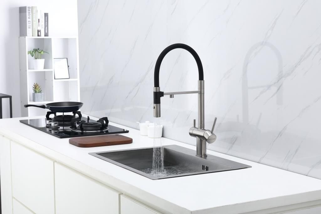 Смеситель для кухни PAULMARK Gravity Stärke Gr213888-BS нержавеющая сталь Смеситель для кухни PAULMARK Gravity Stärke Gr213888-BS нержавеющая сталь