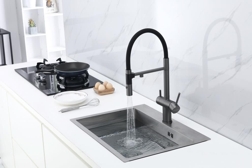 Смеситель для кухни PAULMARK Gravity Stärke Gr213888-GM вороненая сталь Смеситель для кухни PAULMARK Gravity Stärke Gr213888-GM вороненая сталь