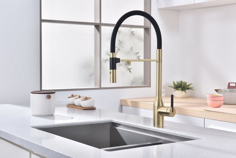 Смеситель для кухни PAULMARK MAGNETO ONE Ma213188-LG светлое золото Смеситель для кухни PAULMARK MAGNETO ONE Ma213188-LG светлое золото