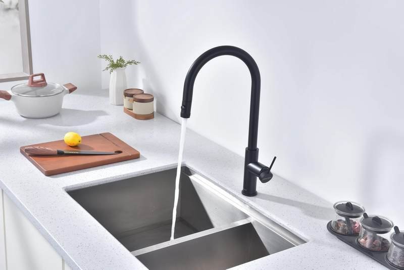 Смеситель для кухни Paulmark Galant Ga213077-GM с подключением фильтра, оружейная сталь Смеситель для кухни Paulmark Galant Ga213077-GM с подключением фильтра, оружейная сталь