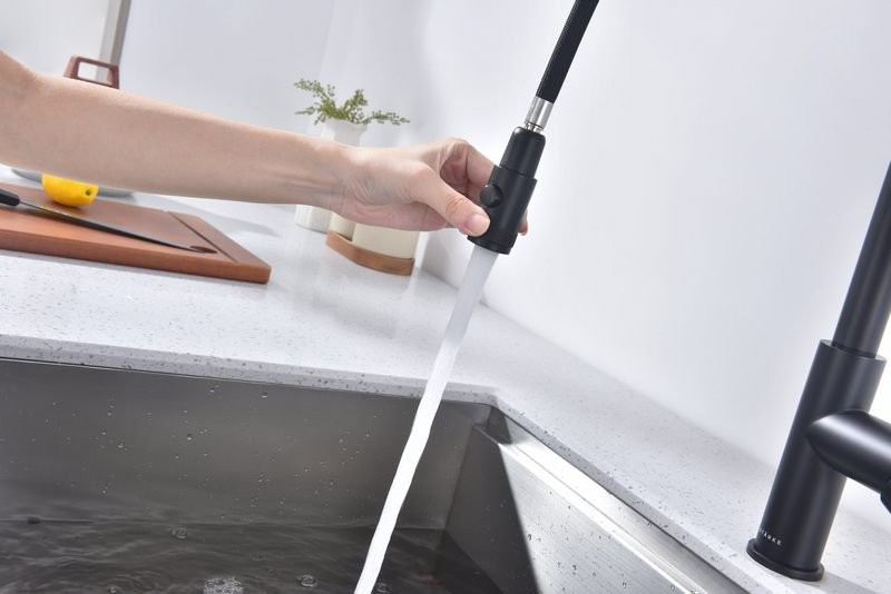 Смеситель для кухни Paulmark Galant Ga213077-GM с подключением фильтра, оружейная сталь Смеситель для кухни Paulmark Galant Ga213077-GM с подключением фильтра, оружейная сталь