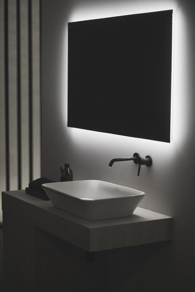 Cмеситель для умывальника Ideal Standard Ceraline Black A6938XG черный Cмеситель для умывальника Ideal Standard Ceraline Black A6938XG черный