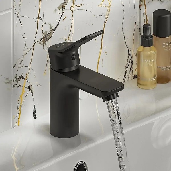 Смеситель AM.PM F88A02122 (черный) Смеситель AM.PM F88A02122 (черный)