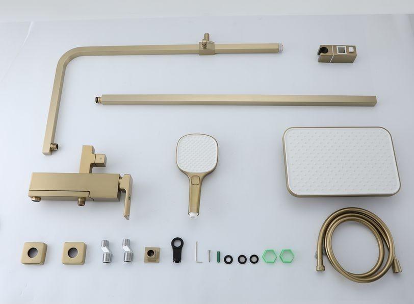 Душевая система Gappo G2417-3 сатин золотой Душевая система Gappo G2417-3 сатин золотой