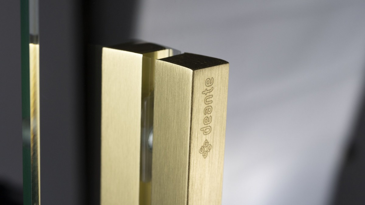 Душевая стенка Deante Prizma Walk-In KTJ_R34R 140x195 прозрачное стекло / профиль брашированное золото Душевая стенка Deante Prizma Walk-In KTJ_R34R 140x195 прозрачное стекло / профиль брашированное золото