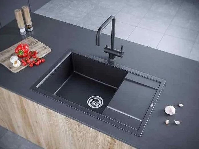 Мойка кухонная Paulmark Flugen PM317850-BL 78x50 черная Мойка кухонная Paulmark Flugen PM317850-BL 78x50 черная