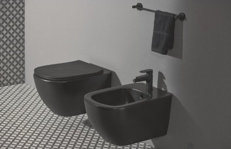 Унитаз подвесной Ideal Standard Tesi AQUABLADE 36,5x53,5 сиденье Silk Black, Slim SoftClose, черный Унитаз подвесной Ideal Standard Tesi AQUABLADE 36,5x53,5 сиденье Silk Black, Slim SoftClose, черный