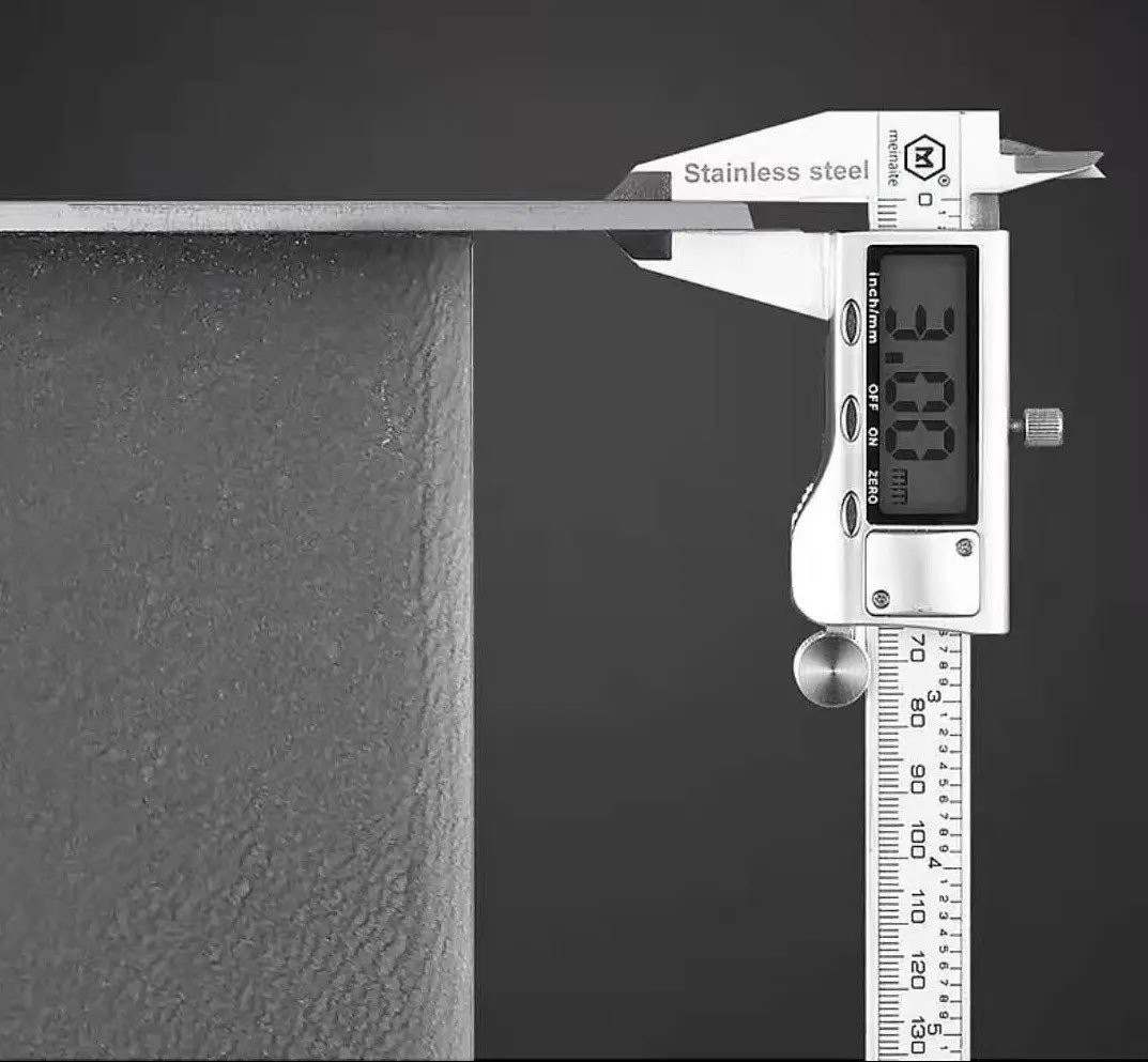 Мойка кухонная Roxen Simple 560220-55 сатин со смесителем Keit 500504NB-B Мойка кухонная Roxen Simple 560220-55 сатин со смесителем Keit 500504NB-B