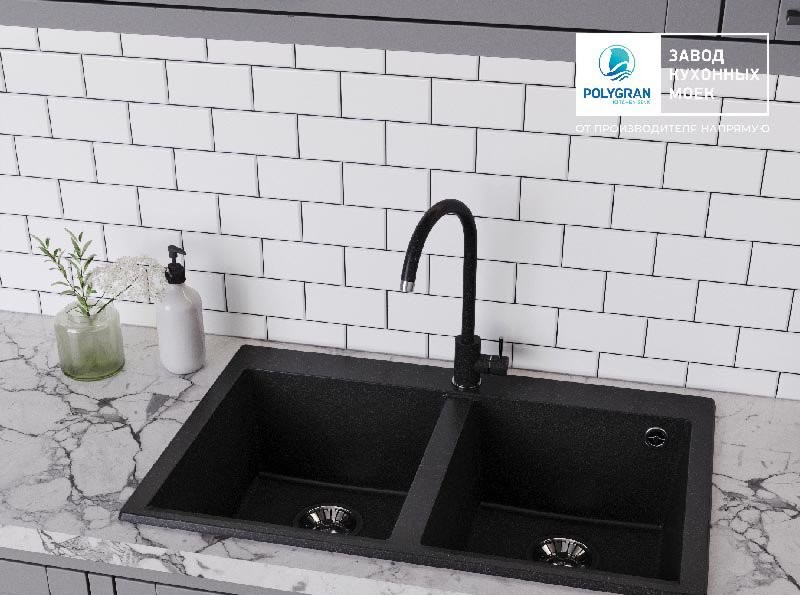 Мойка кухонная Polygran Brig 790 79x50 черный Мойка кухонная Polygran Brig 790 79x50 черный