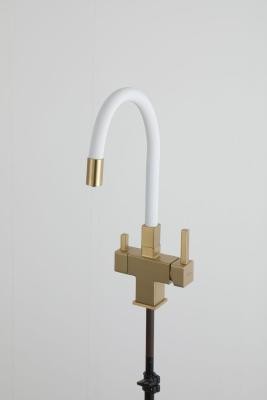 Смеситель Gappo G4395-33 (золотой) Смеситель Gappo G4395-33 (золотой)