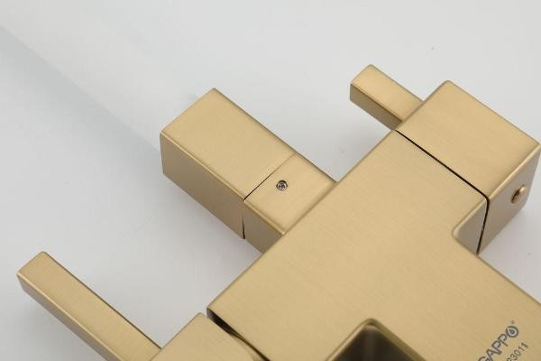Смеситель Gappo G4395-33 (золотой) Смеситель Gappo G4395-33 (золотой)