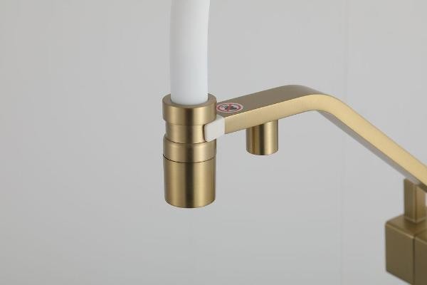 Смеситель Gappo G4395-63 (золотой) Смеситель Gappo G4395-63 (золотой)
