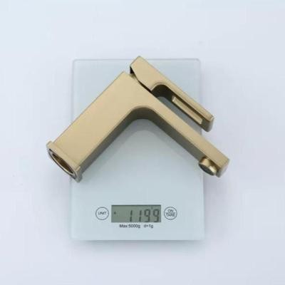 Смеситель Gappo G1017-3 (золотой) Смеситель Gappo G1017-3 (золотой)