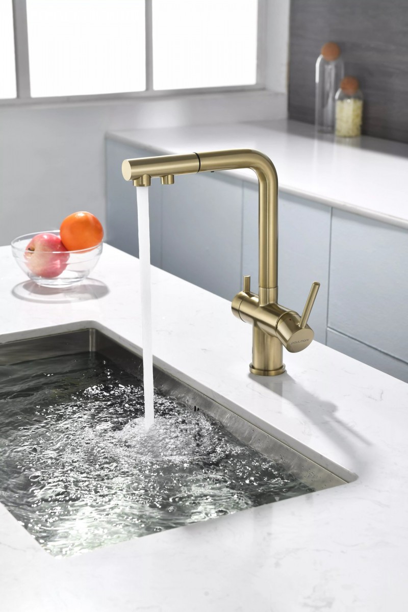 Смеситель для кухни Paulmark SERPENTINE Se213222-LG с подключением для фильтра светлое золото Смеситель для кухни Paulmark SERPENTINE Se213222-LG с подключением для фильтра светлое золото