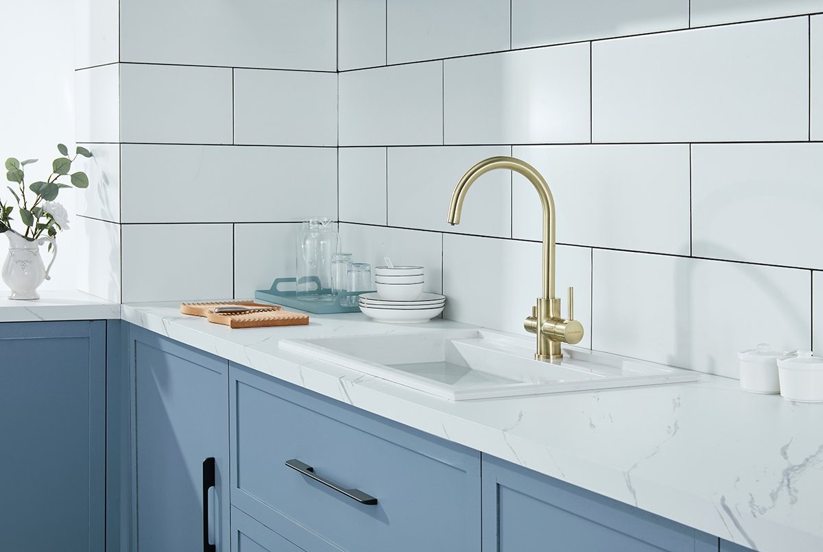 Смеситель для кухни PAULMARK Essen Es213211-BR бронза Смеситель для кухни PAULMARK Essen Es213211-BR бронза