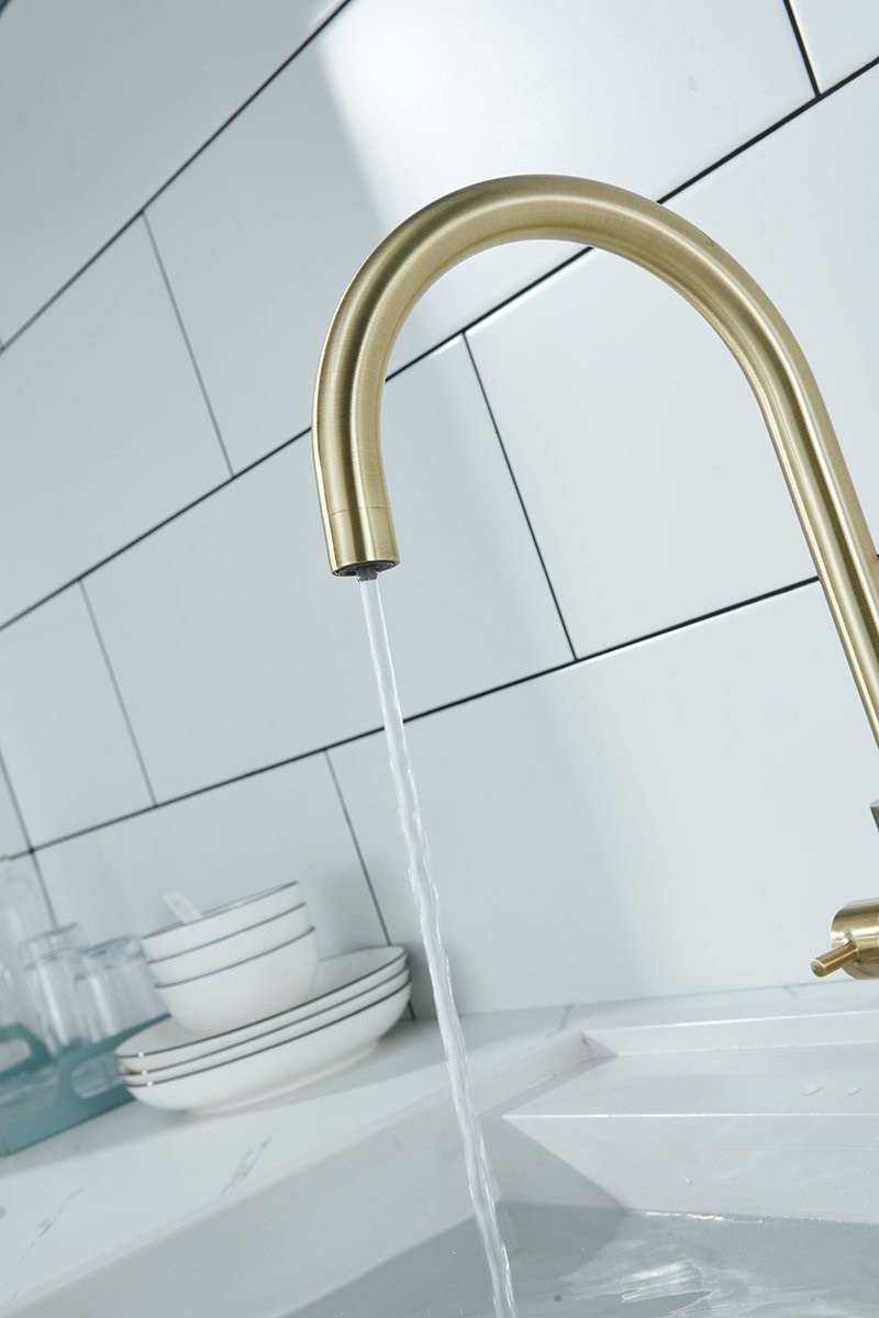 Смеситель для кухни PAULMARK Essen Es213211-BR бронза Смеситель для кухни PAULMARK Essen Es213211-BR бронза