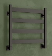 Полотенцесушитель водяной Stinox San Remo 50x50 черный матовый Полотенцесушитель водяной Stinox San Remo 50x50 черный матовый