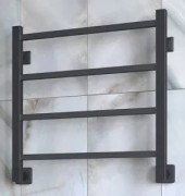 Полотенцесушитель водяной Stinox Quatro 50x50 черный матовый Полотенцесушитель водяной Stinox Quatro 50x50 черный матовый
