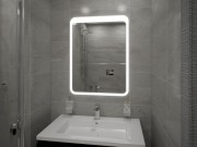 Зеркало Континент Lacio LED 50x70 с подсветкой и сенсорным управлением Зеркало Континент Lacio LED 50x70 с подсветкой и сенсорным управлением